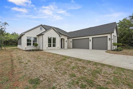 New construction Single-Family house 23116 Greenbriar Dr, Whitney, TX 76692 - image