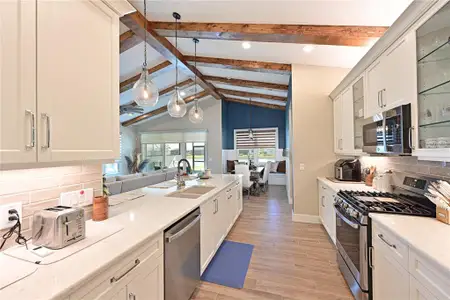 New construction Single-Family house 8075 Slipway Dr, Sarasota, FL 34240 - image 6