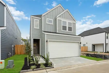 New construction Single-Family house 7715 Inwood Hills Ln, Houston, TX 77088 plan Boxwood - image