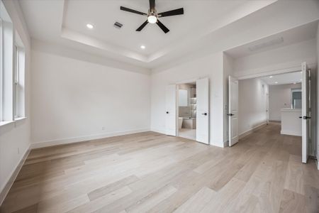 New construction Single-Family house 5339 Larkin St, Houston, TX 77007 - image 14