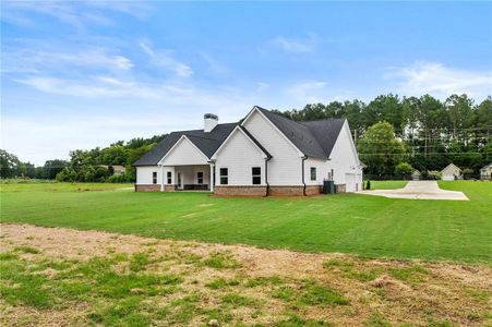 New construction Single-Family house 1741 Old Monroe Madison Hwy, Monroe, GA 30655 - image