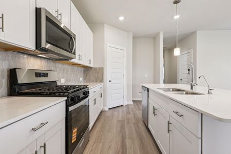 New construction Single-Family house 29007 Windmill Glen Ln, Waller, TX 77484 plan  Reynold - image