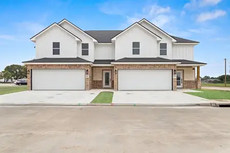 New construction Townhouse house 884 Meloreen Prt, Neches, TX 77651 - image