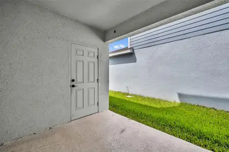 New construction Single-Family house 2092 Cross Prairie Pkwy, Kissimmee, FL 34744 - image