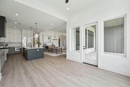 New construction Single-Family house 101 Yellow Bells, Horseshoe Bay, TX 78657 null- photo 8 8