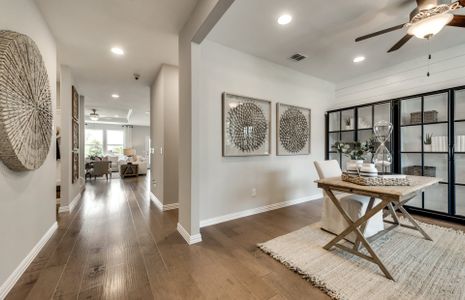 Welcoming entryway with flexible living space