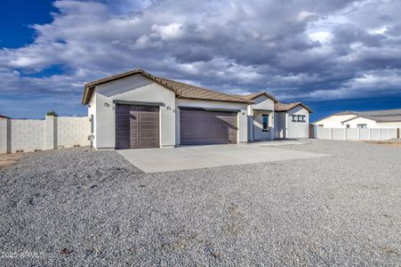 New construction Single-Family house 22538 W Pecan Rd, Buckeye, AZ 85326 - image
