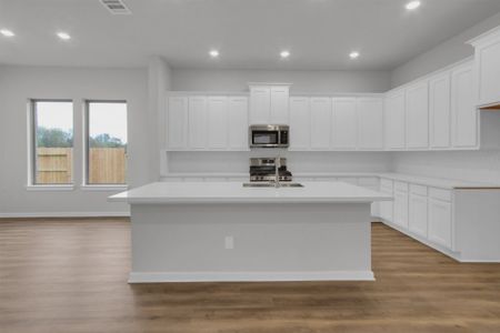 New construction Single-Family house 149 Angelina Trl, Mont Belvieu, TX 77535 plan Mallorca - image 10