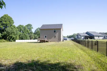 New construction Single-Family house 100 Disc Dr, Willow Spring, NC 27592 - image 4