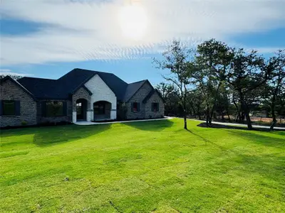 New construction Single-Family house 1060 Arbor Vista Dr, Azle, TX 76020 - image