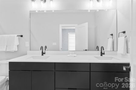 New construction Townhouse house 242 Freeland Ln, Charlotte, NC 28217 - image 19