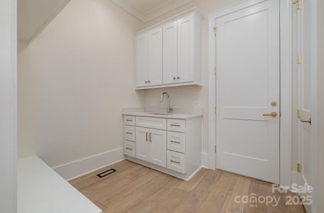 New construction Townhouse house 2924 Sharon View Rd, Unit A, Charlotte, NC 28210 null- photo 10 10