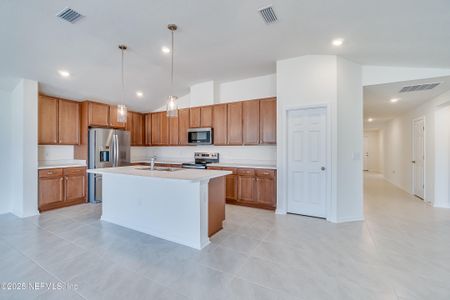 New construction Single-Family house 7109 Hawkes Clearing Ct, Jacksonville, FL 32219 null- photo 7 7