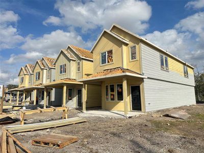 New construction Single-Family house 235 S Broadway Street, La Porte, TX 77571 - photo 0