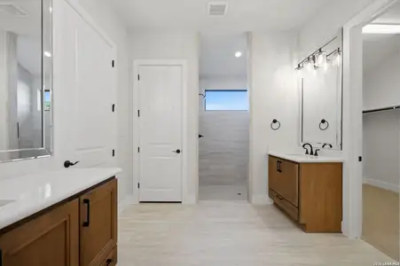 New construction Single-Family house 4214 Summit Pl, San Antonio, TX 78257 - image 5