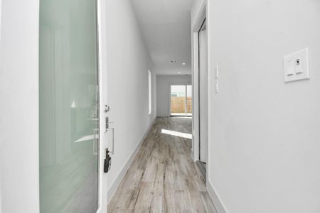 New construction Single-Family house 4012 Boho Ln, Houston, TX 77045 - image 13