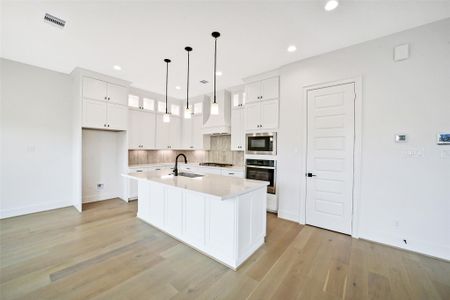New construction Single-Family house 14007 Memorial Reserve Pl, Houston, TX 77079 plan Magnolia - image 8