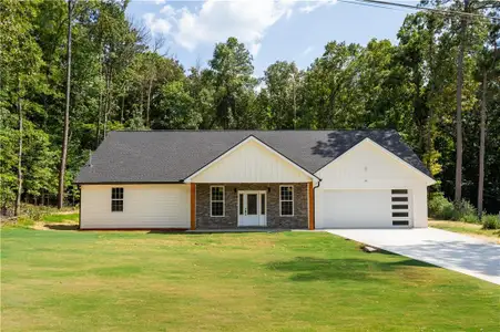 New construction Single-Family house 133 E Clinton Dr, Rome, GA 30165 - image