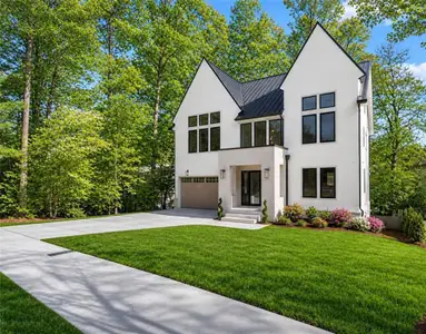 New construction Single-Family house 2497 Skyland Trl Ne, Brookhaven, GA 30319 - image