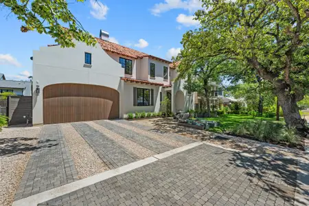 New construction Single-Family house 2114 W 11Th St, Austin, TX 78703 - image