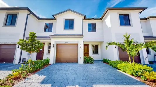 New construction Townhouse house 18936 Sw 344Th Ter, Homestead, FL 33034 - image