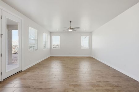 New construction Single-Family house 13829 Paseo Bosque Ave, El Paso, TX 79928 plan Timberon I - image 18