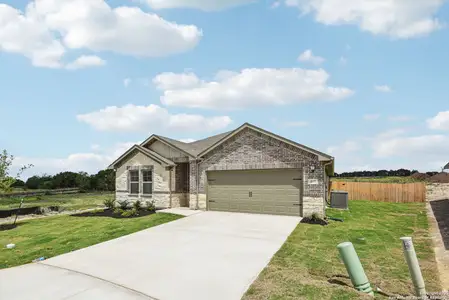New construction Single-Family house 107 Shelton Pass, Cibolo, TX 78108 plan Fitzhugh - image