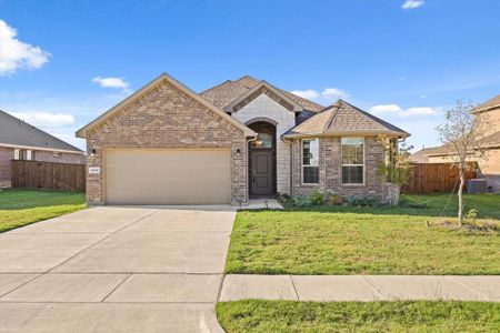 New construction Single-Family house 1636 Reed Drive, Krum, TX 76249 - photo 0