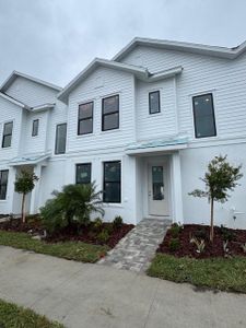 New construction Townhouse house 7205 Sutton Ln, Sarasota, FL 34240 - photo 0