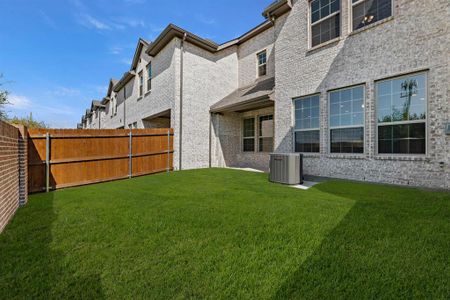 New construction Townhouse house 672 Sandiford, Mansfield, TX 76063 - image 3