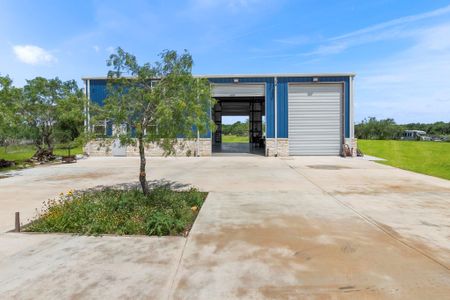 New construction Single-Family house 225 Buttercup Ln, Floresville, TX 78114 - image