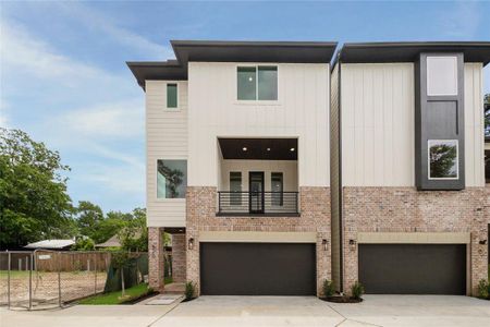 New construction Single-Family house 512 Janisch Road, Houston, TX 77018 - photo 0