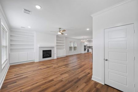 New construction Single-Family house 10924 Rochelle Ct, Midlothian, TX 76065 Dauphin- photo 2 2