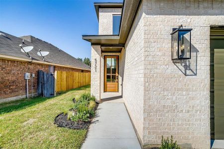 The 8 foot entry door is a statement piece as you walk up.