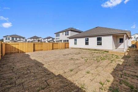 New construction Single-Family house 257 Ironshoe Trl, Liberty Hill, TX 78642 - photo 34 34