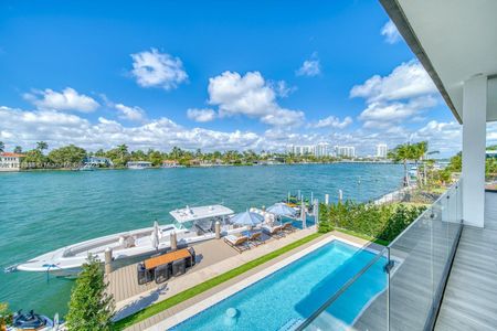 New construction Single-Family house 7520 W Treasure Dr, North Bay Village, FL 33141 - image