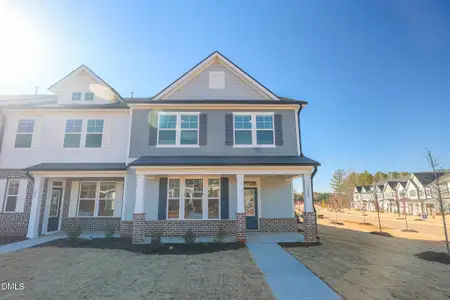New construction Townhouse house 702 Winton Wy, Unit 552, Wake Forest, NC 27587 - image