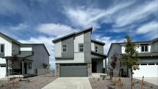 New construction Single-Family house 9471 Biscay Ct, Commerce City, CO 80022 plan Empress - image