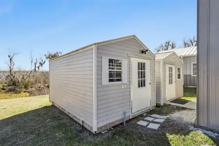 New construction Single-Family house 645 Cr 485A, Lake Panasoffkee, FL 33538 - image