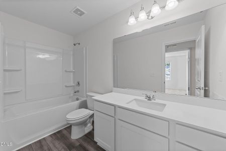 New construction Single-Family house 346 Shiloh Wy, Mebane, NC 27302 plan Splendor - image 7