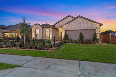 New construction Single-Family house 1935 Jackson St, Cleburne, TX 76033 null- photo 2 2