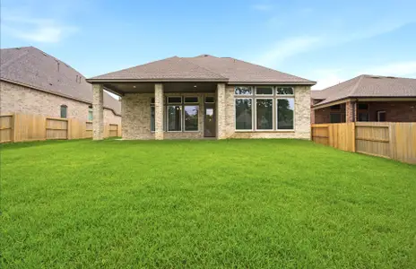 New construction Single-Family house 334 Calmato Woods Wy, Willis, TX 77318 plan 2855 - image 4