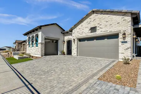 New construction Single-Family house 5935 E Redmont Dr, Mesa, AZ 85215 null- photo 0 0