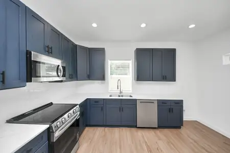 New construction Single-Family house 7312 Wileyvale Dr, Unit C, Houston, TX 77016 - image 2