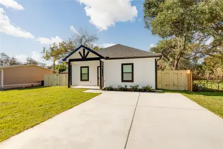 New construction Single-Family house 507 Brosig Ave, Navasota, TX 77868 - image