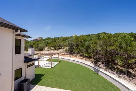 New construction Single-Family house 9007 Fox Briar Ln, Boerne, TX 78006 - image 4