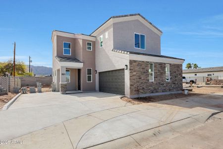 New construction Single-Family house 921 E Desert Ln, Phoenix, AZ 85042 null- photo 2 2