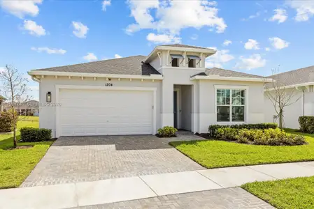 New construction Single-Family house 1204 Se Woodbine Rd, Port St. Lucie, FL 34984 plan Key Largo - image