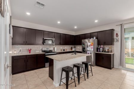 New construction Single-Family house 17486 W Via De Luna Dr, Surprise, AZ 85387 - image 15