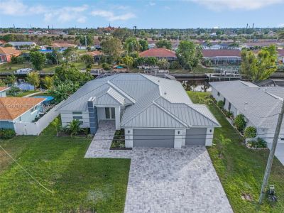 New construction Single-Family house 1430 Se 23Rd St, Cape Coral, FL 33990 - image